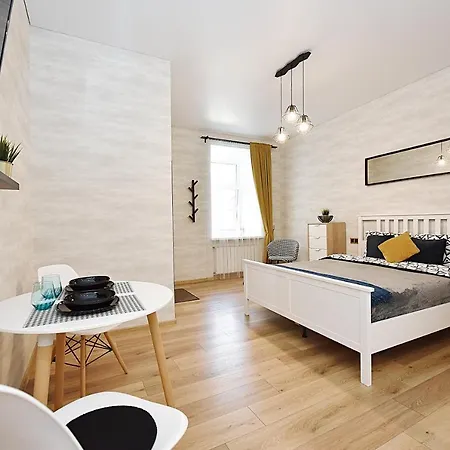 Amethyst Old Town Apartment *