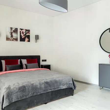 Amethyst Old Town Apartment